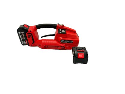 KM06431A battery-powered strapping machine, front three-quarter view